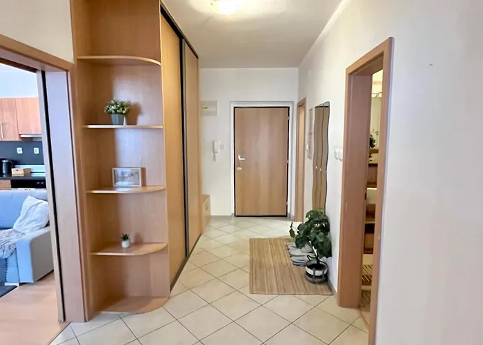 Tina - Old Town, Ac, Free Private Parking Apartmán *