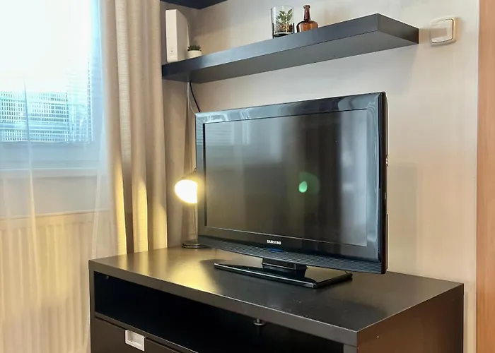 Tina - Old Town, Ac, Free Private Parking Apartmán *