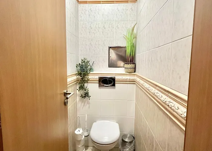 Tina - Old Town, Ac, Free Private Parking