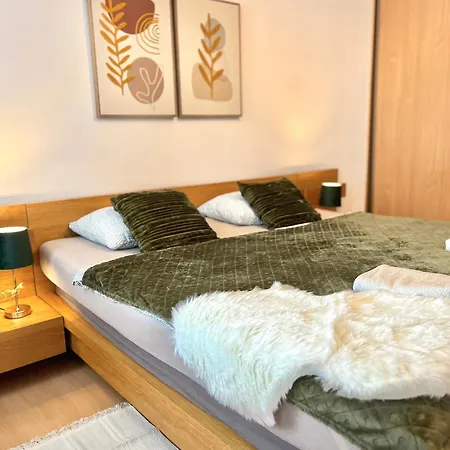 Apartamento Tina - Old Town, Ac, Free Private Parking *